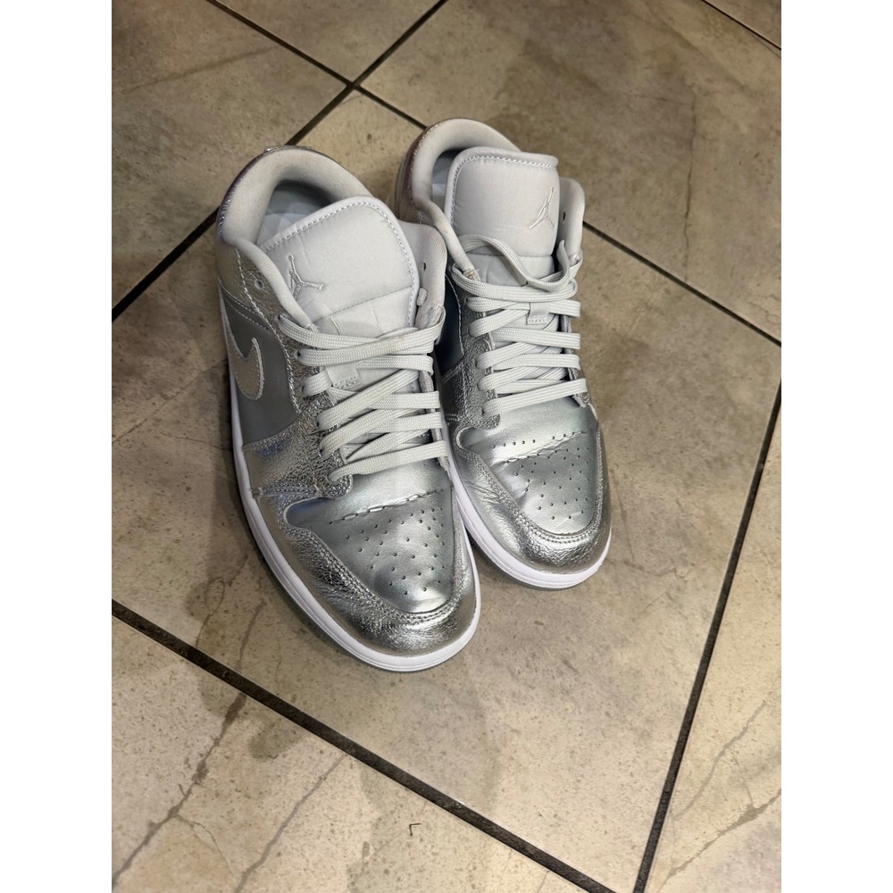 Nike Air Jordan 1 Low Chrome Metallic Silver FN5030-001 Mens 10.5